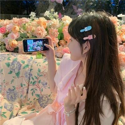 弯曲幸运草